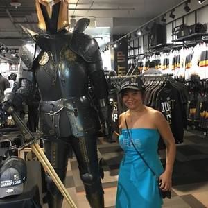 Meet your Posher, Emy